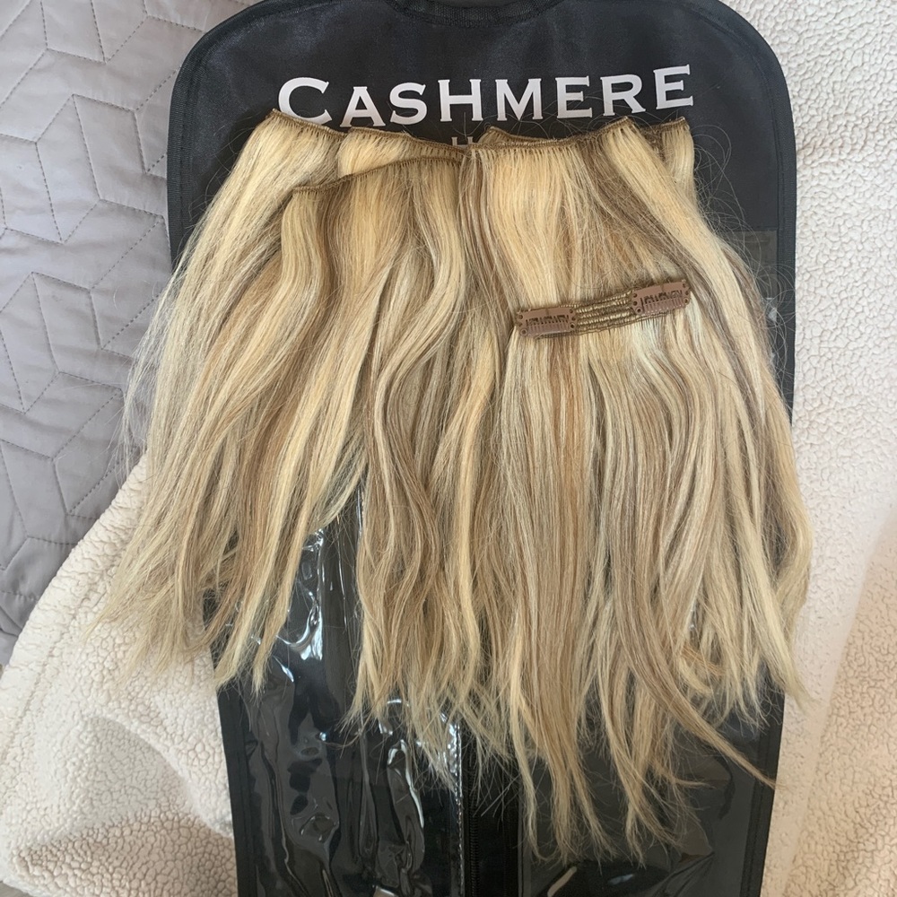 Cashmere Blonde Extensions